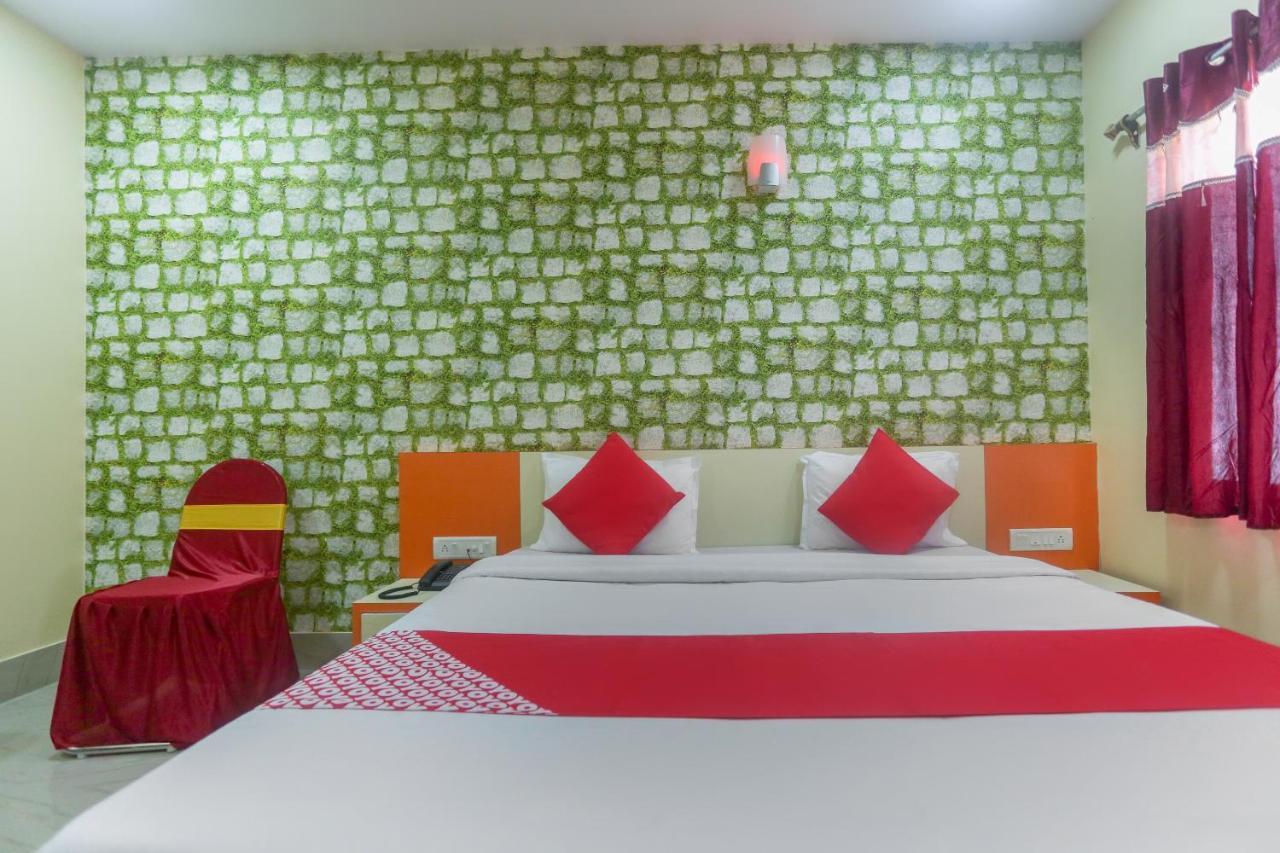 Oyo 60771 New Puri Hotel מראה חיצוני תמונה