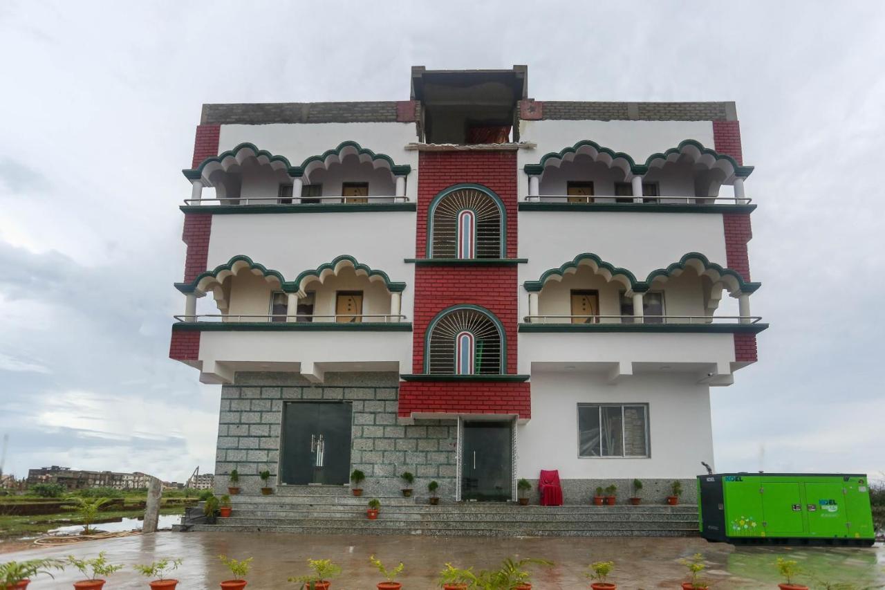 Oyo 60771 New Puri Hotel מראה חיצוני תמונה
