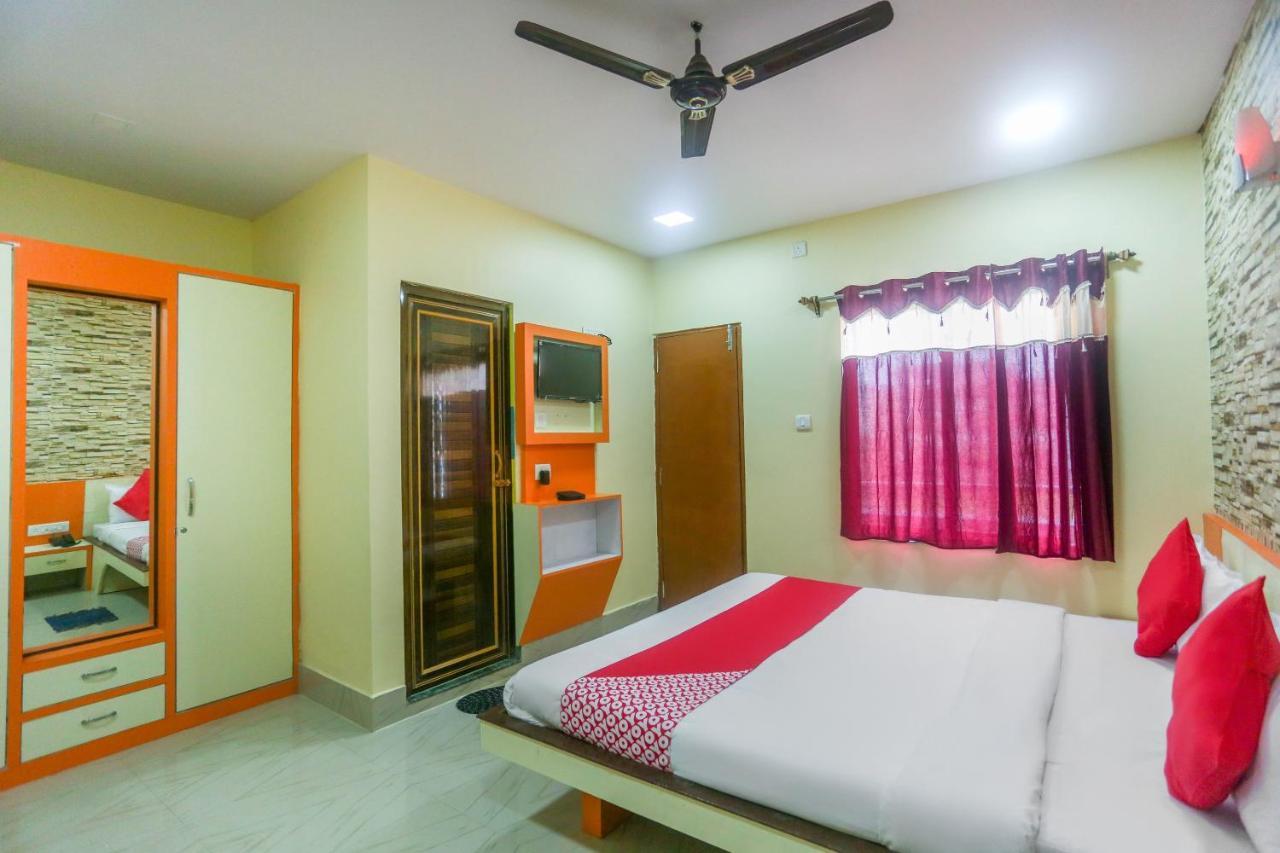 Oyo 60771 New Puri Hotel מראה חיצוני תמונה