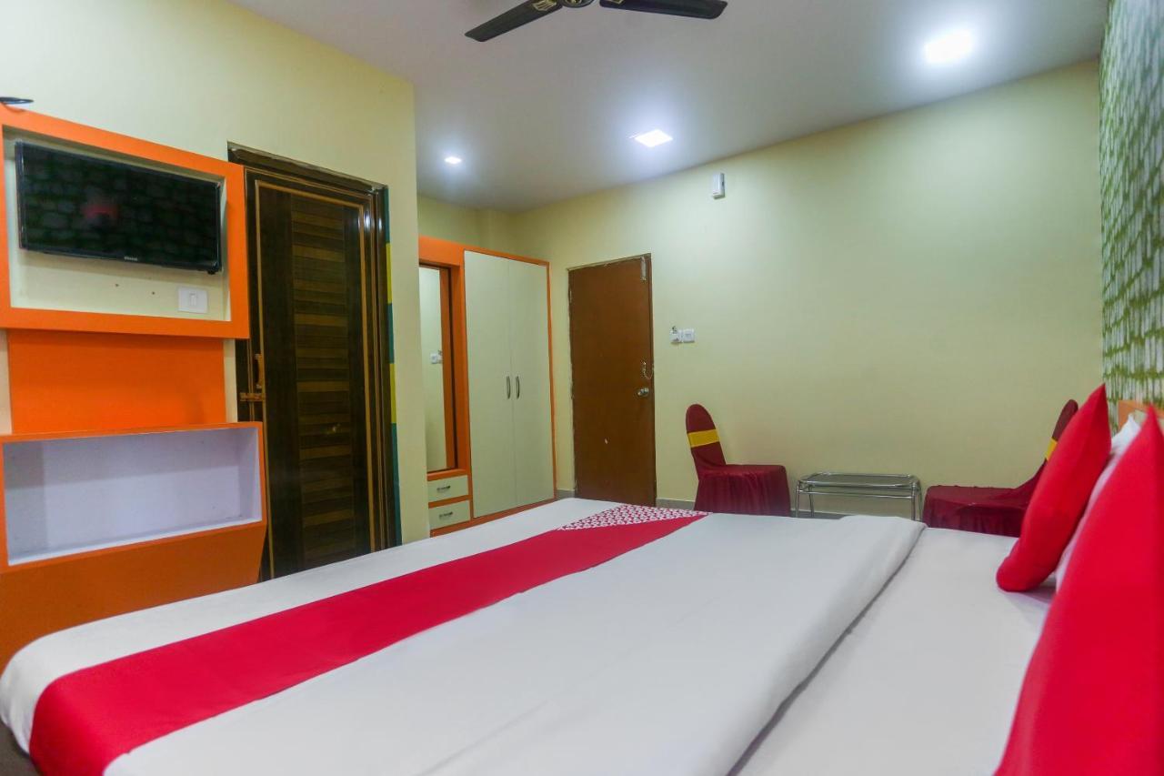 Oyo 60771 New Puri Hotel מראה חיצוני תמונה