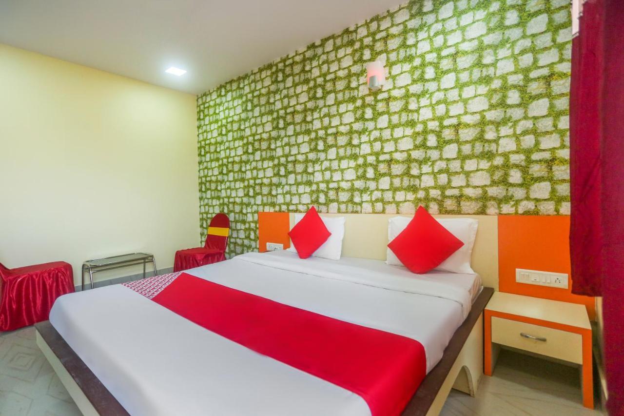 Oyo 60771 New Puri Hotel מראה חיצוני תמונה