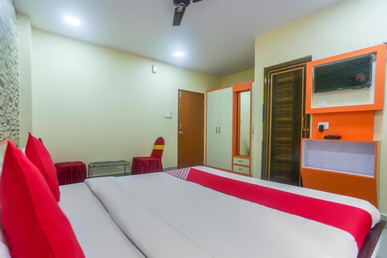 Oyo 60771 New Puri Hotel מראה חיצוני תמונה