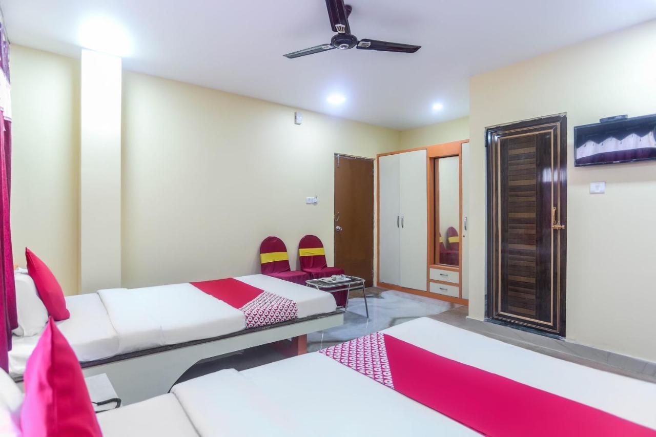Oyo 60771 New Puri Hotel מראה חיצוני תמונה